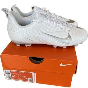 NIKE Youth Cleats : Alpha Huarache 8 GS LAX size 4.5Y